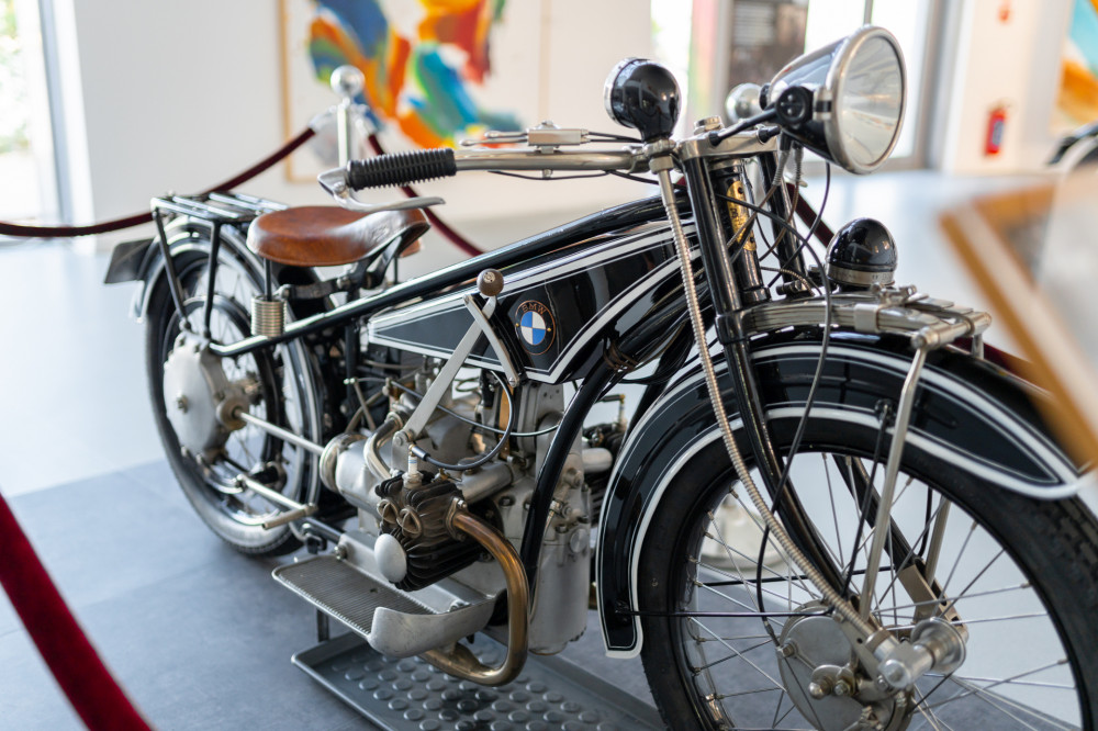 BMW R 32